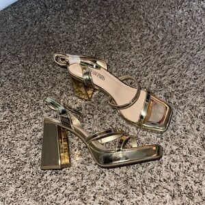 Dream Pairs Shiny Gold Block Heel Sandals